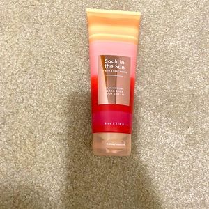 BATH&BODY WORKS “SOAK IN THE SUN” BODY LOTION